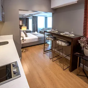 Valente Suites&hotel فندق