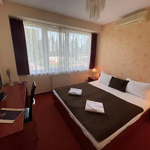 Canada 3* Budapesta