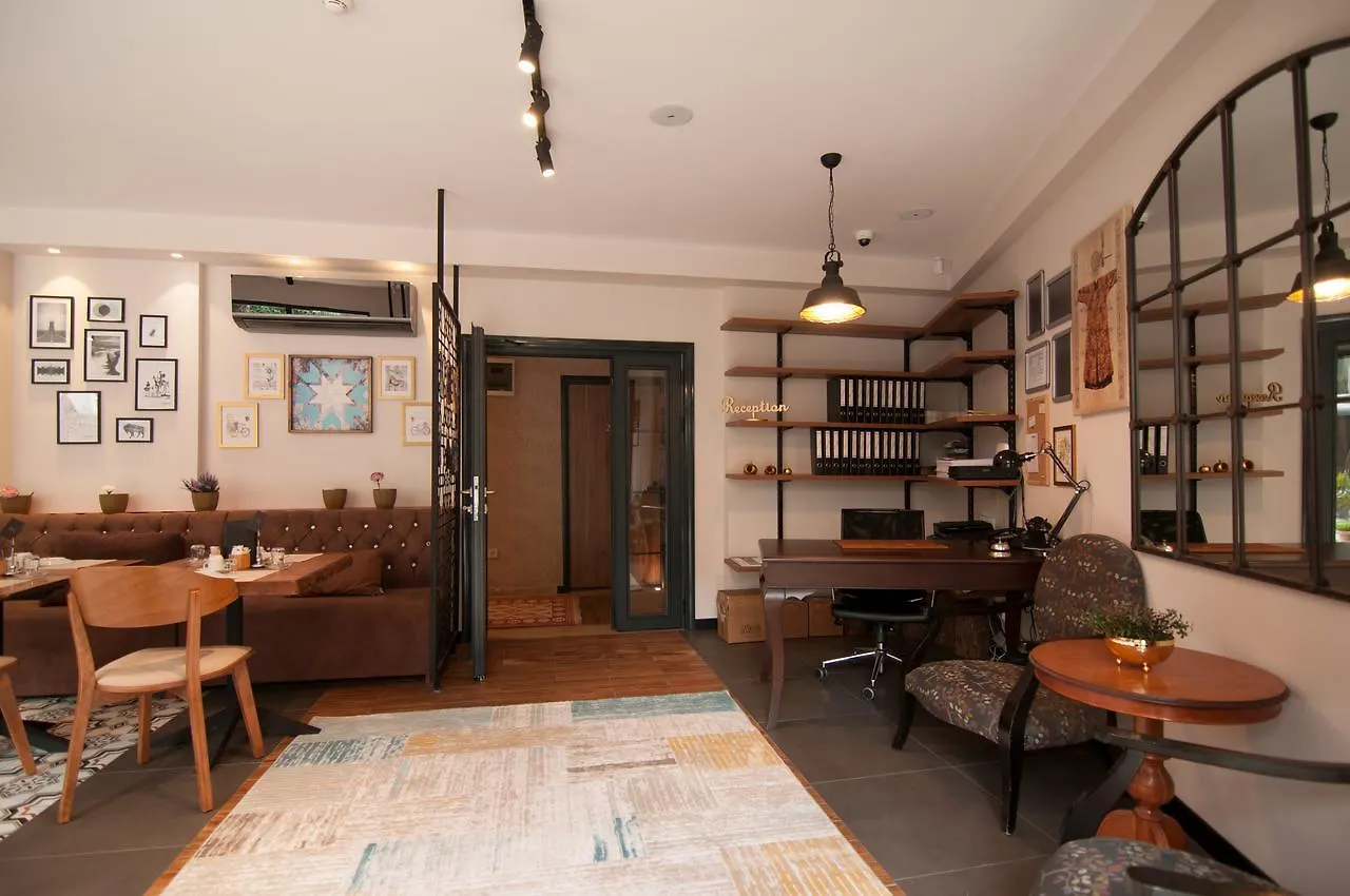 Nomade Hotel Exclusive Istanbul 2*,